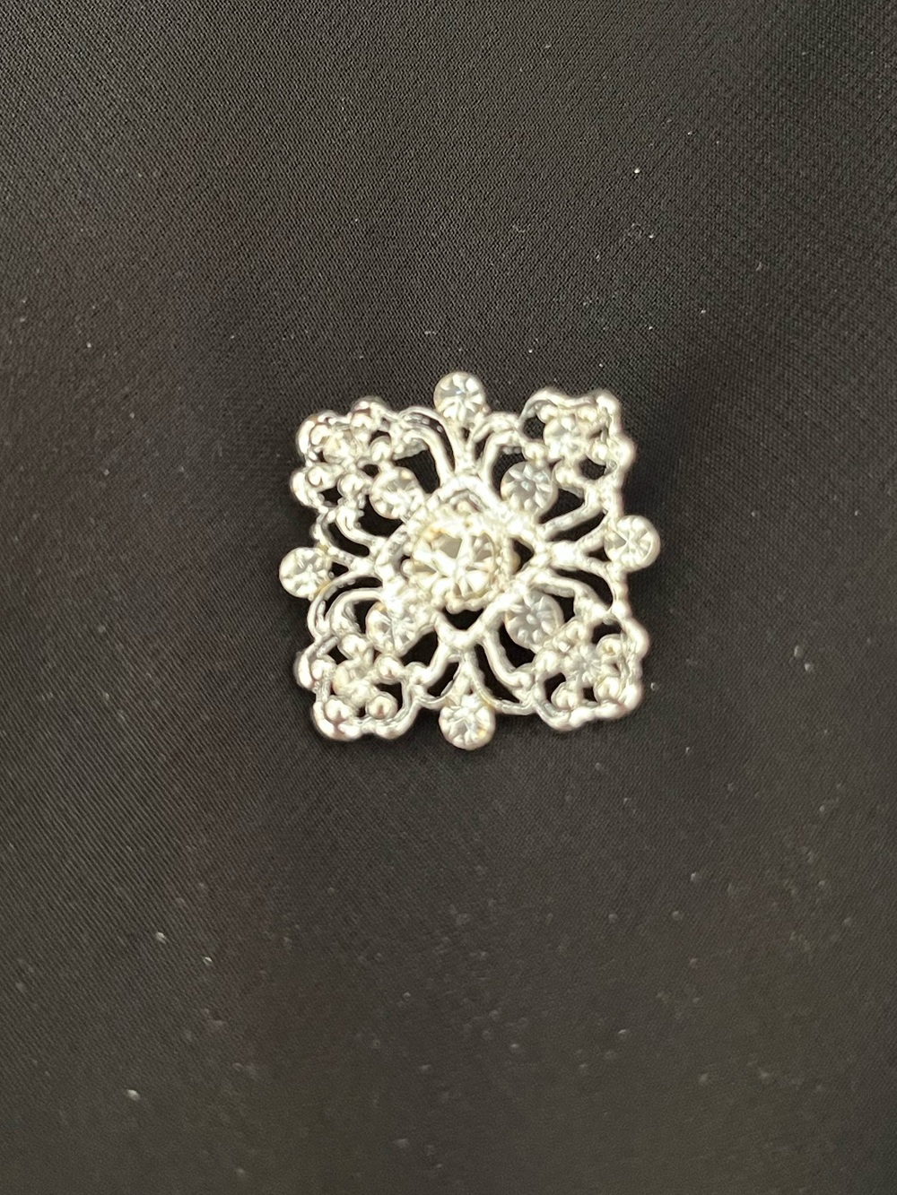 Rhinestone Filigree Square Brooch - Silver Tone